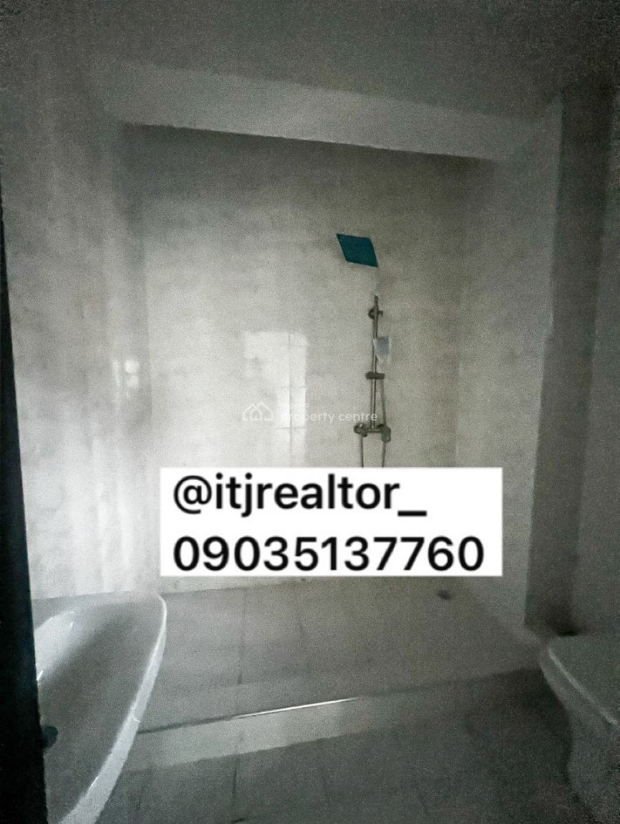 Spacious 3 Bedroom Apartment with Bq, Osapa London, Osapa, Lekki, Lagos, Block of Flats for Sale