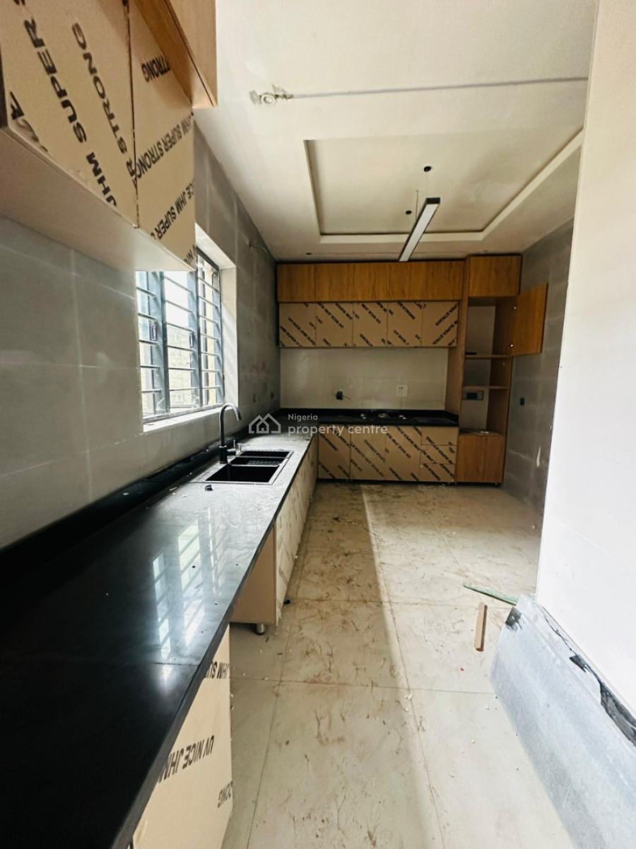 4 Bedroom Semi-detached Duplex with Boys Quarters, Gra Phase 2, Magodo, Lagos, Semi-detached Duplex for Sale