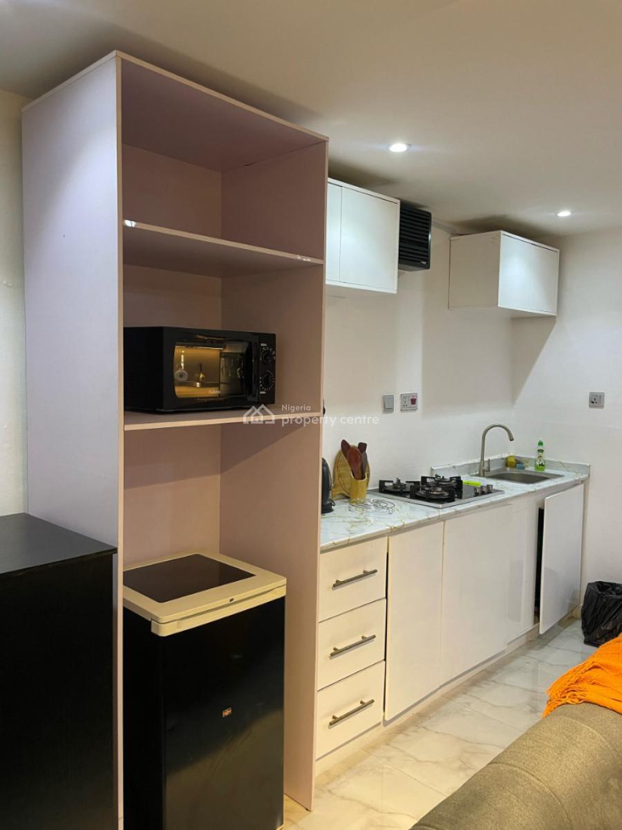 Cheerful One Bedroom Flat, White Sand, Lekki, Lagos, Flat / Apartment Short Let