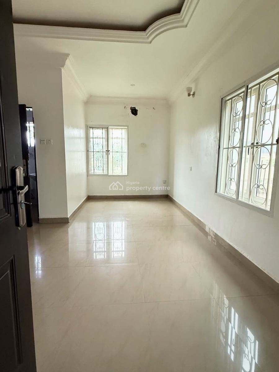 Luxury 6 Bedroom Spacious Terrace Duplex with Bq. Good Access Road, Serene Neighborhood, Katampe Extension, Katampe, Abuja, Terraced Duplex for Rent