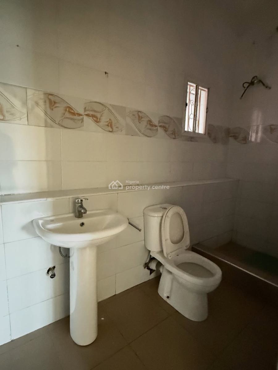 Luxury 6 Bedroom Spacious Terrace Duplex with Bq. Good Access Road, Serene Neighborhood, Katampe Extension, Katampe, Abuja, Terraced Duplex for Rent