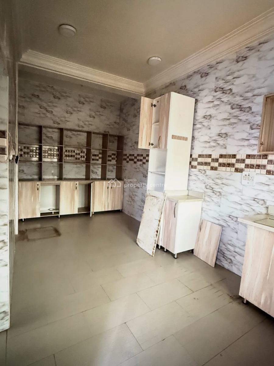 Luxury 6 Bedroom Spacious Terrace Duplex with Bq. Good Access Road, Serene Neighborhood, Katampe Extension, Katampe, Abuja, Terraced Duplex for Rent