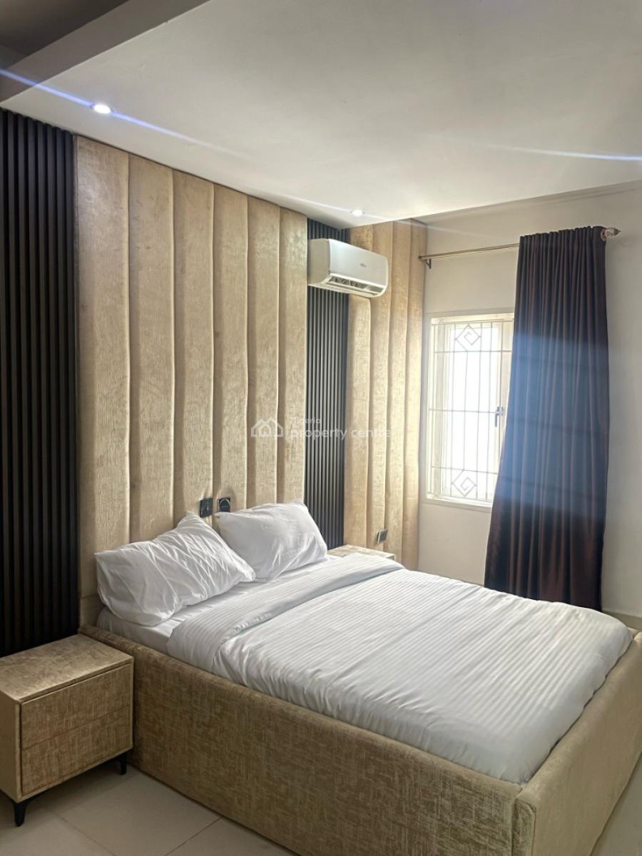 Lush 2 Bedroom Penthouse, Phase 1, Lekki, Lagos, Flat / Apartment Short Let