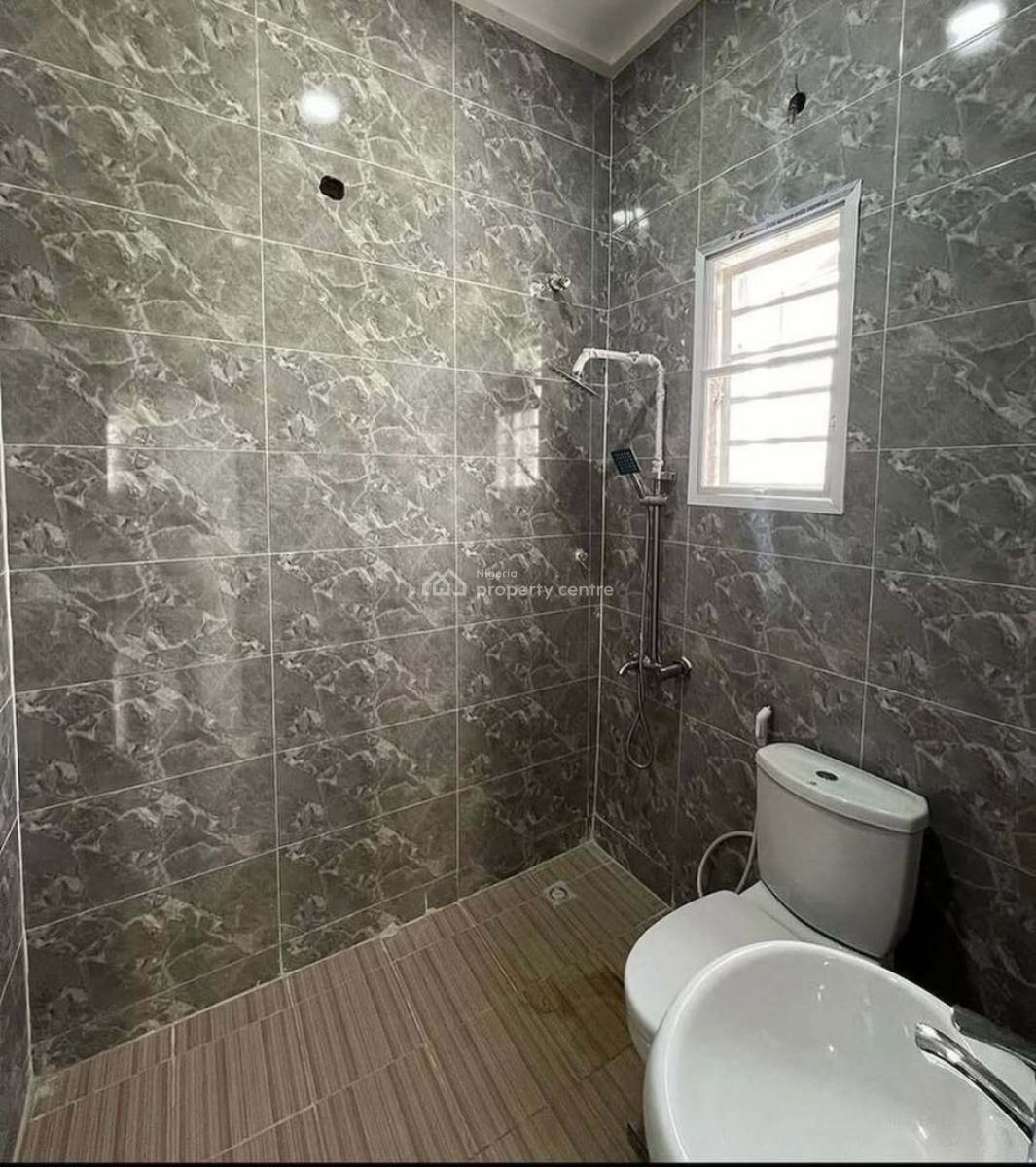 Stylish 3-bedroom Apartment in a Secure Estate, Wuye, Abuja, Flat / Apartment for Rent
