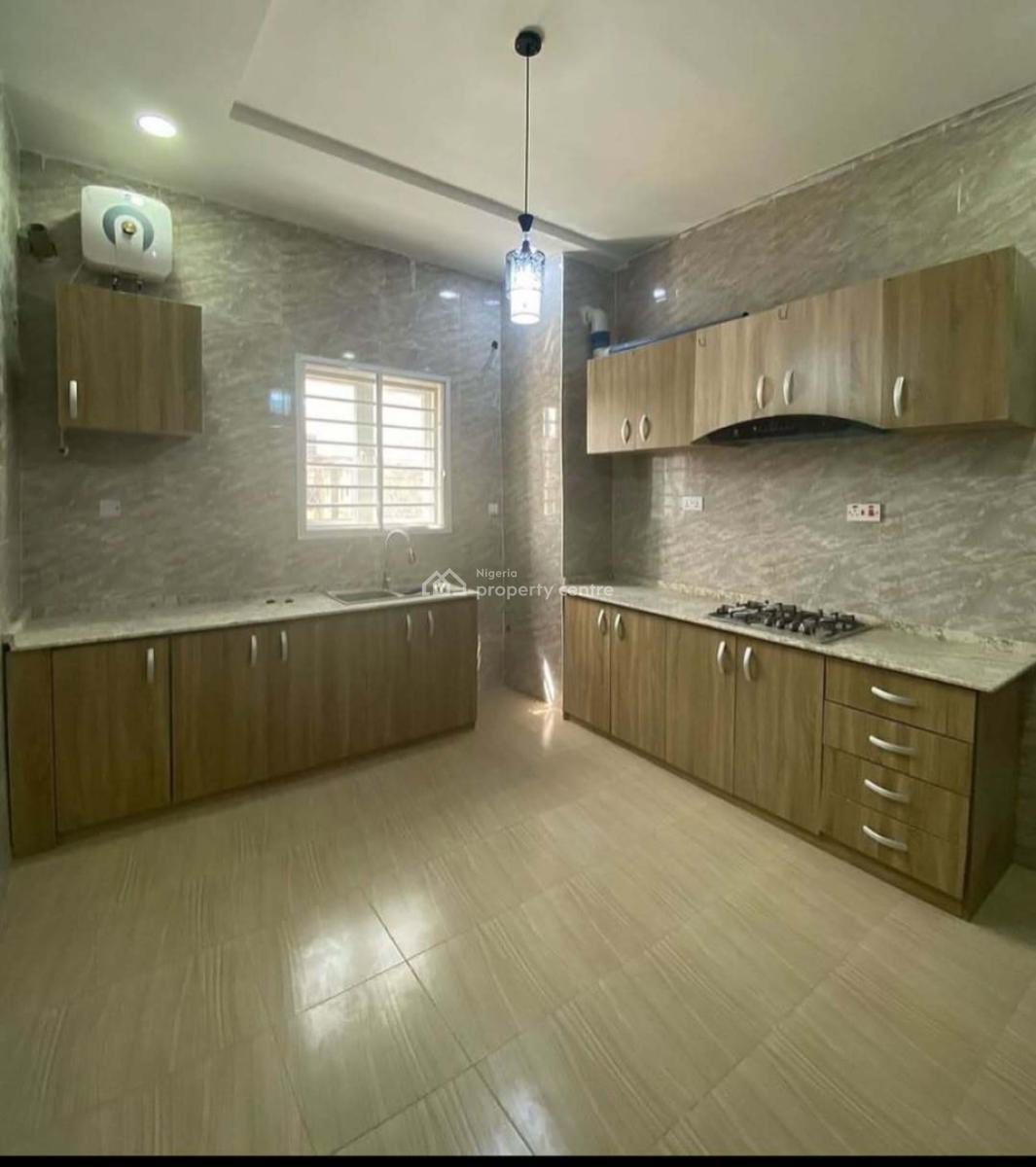 Stylish 3-bedroom Apartment in a Secure Estate, Wuye, Abuja, Flat / Apartment for Rent