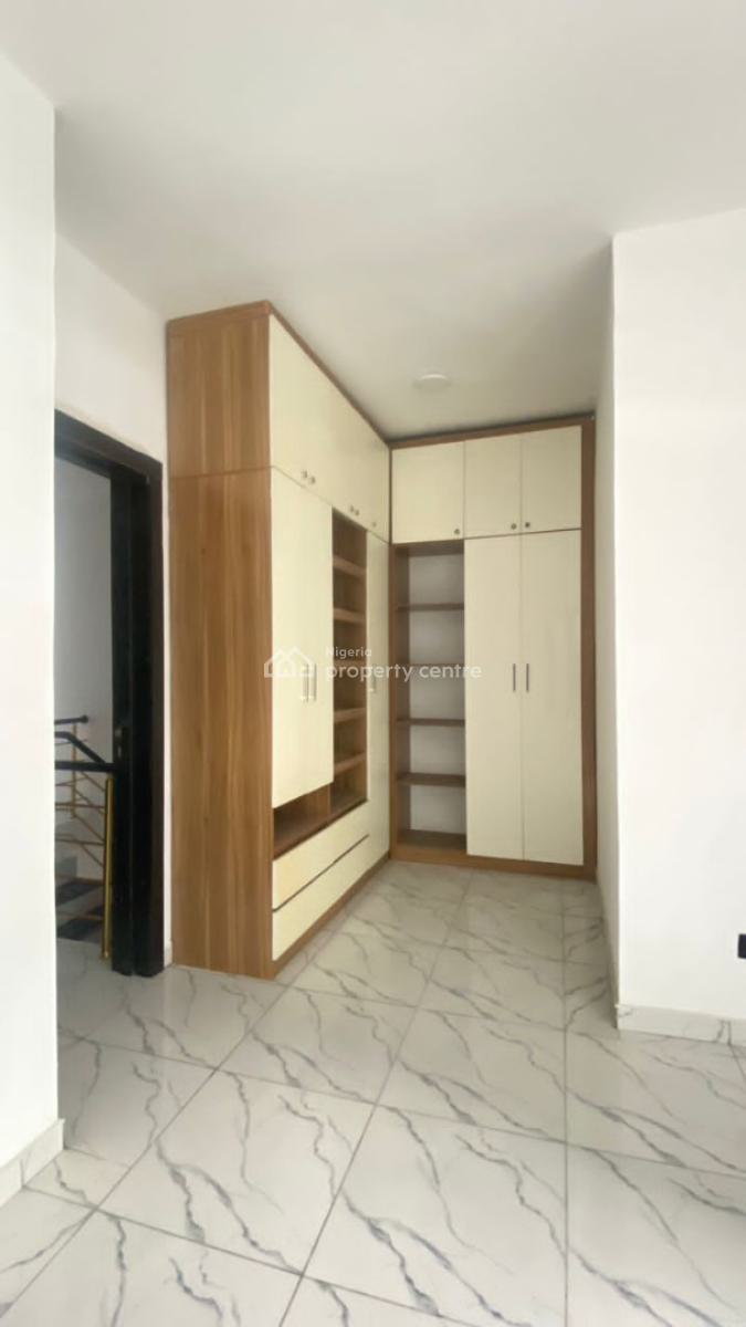 Fantastic 4 Bedroom Semidetached Duplexwith Modern Facilities in Etate, Orchid 2nd Toll, Ikota, Lekki, Lagos, Terraced Duplex for Sale