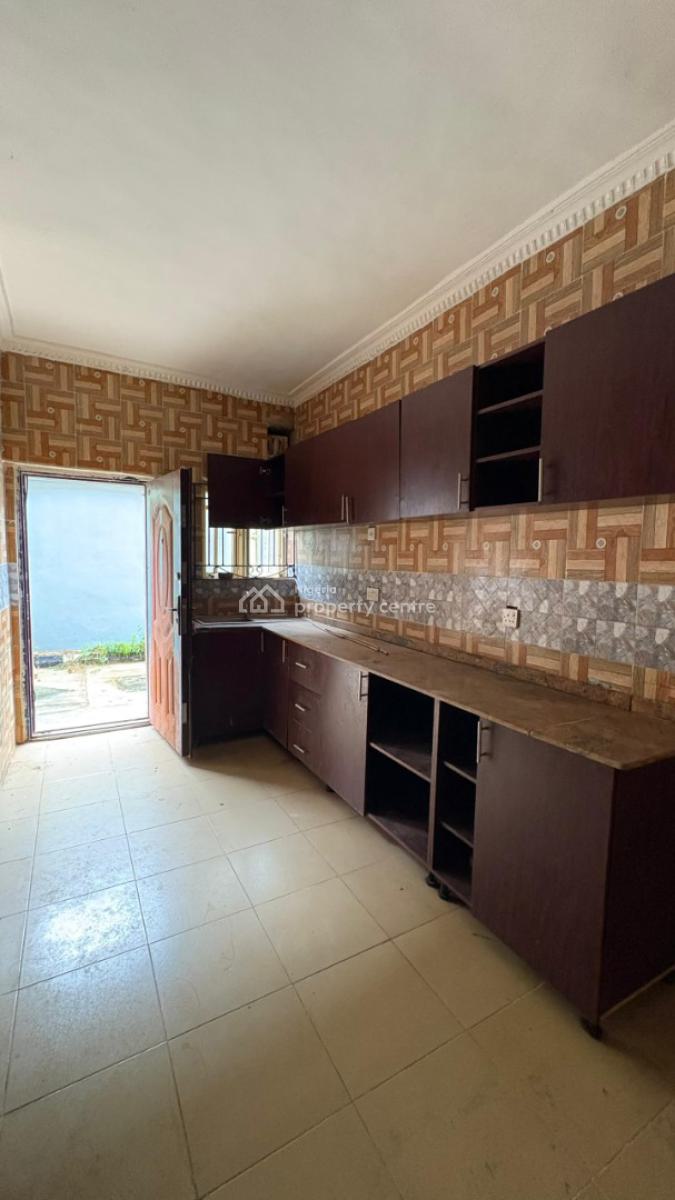 a Nice 4 Bedroom Duplex (self Compound), Kolapo Ishola Gra, Akobo, Ibadan, Oyo, Detached Duplex for Rent