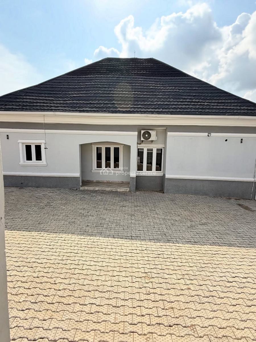 Beautiful 3 Bedrooms Fully Detached Bungalow,bq,acs/ Inverter, Gwarinpa, Abuja, Detached Bungalow for Sale