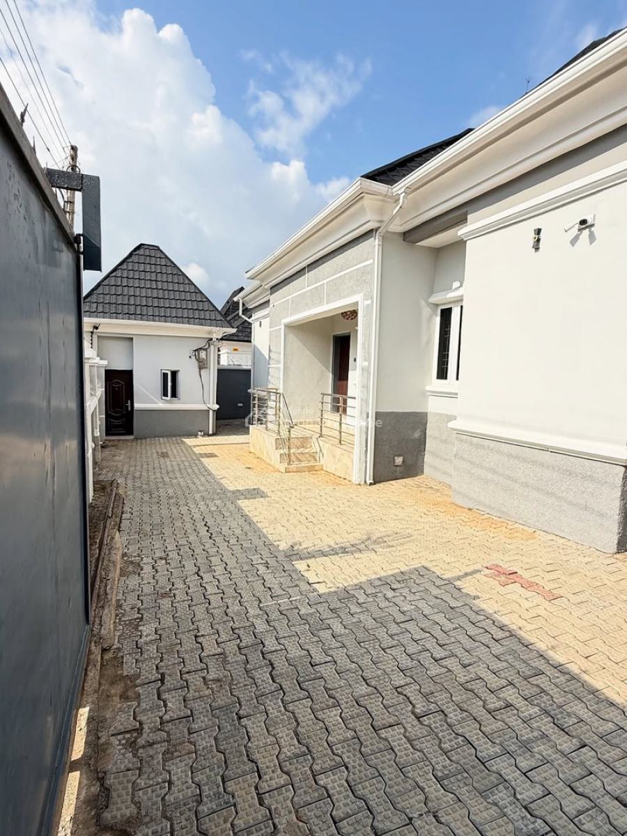 Beautiful 3 Bedrooms Fully Detached Bungalow,bq,acs/ Inverter, Gwarinpa, Abuja, Detached Bungalow for Sale