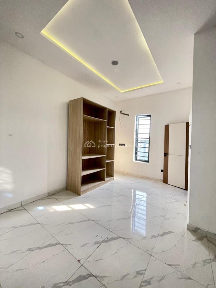 Exquisitely Finished 2 Bedroom Apartment with Elevator, Pool and Gym, Oniru, Victoria Island (vi), Lagos, Flat / Apartment for Sale