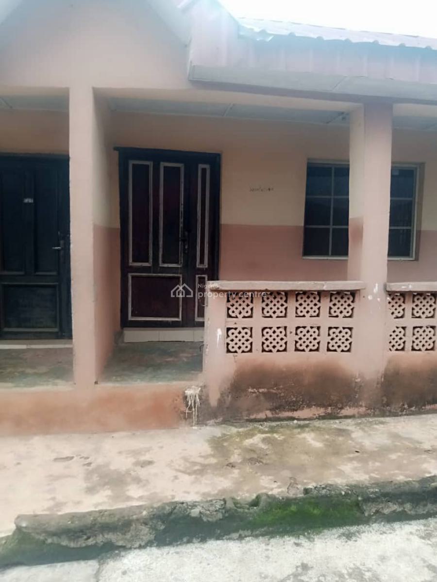 Twin Flat of 2 Bedroom Each with a Good Road Network, Alagbayun, Oremeji,, Alakia, Ibadan, Oyo, Block of Flats for Sale