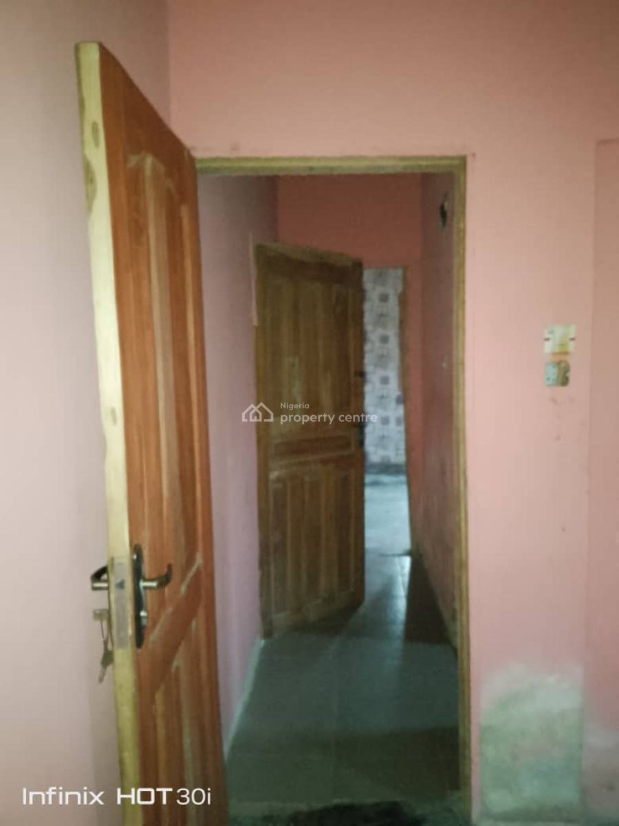 Twin Flat of 2 Bedroom Each with a Good Road Network, Alagbayun, Oremeji,, Alakia, Ibadan, Oyo, Block of Flats for Sale