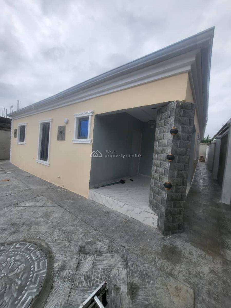 Standard 3 Bedroom Bungalow with All Modern Facilities, Elebu Oja, Akala Express, Ibadan, Oluyole, Oyo, Detached Bungalow for Sale