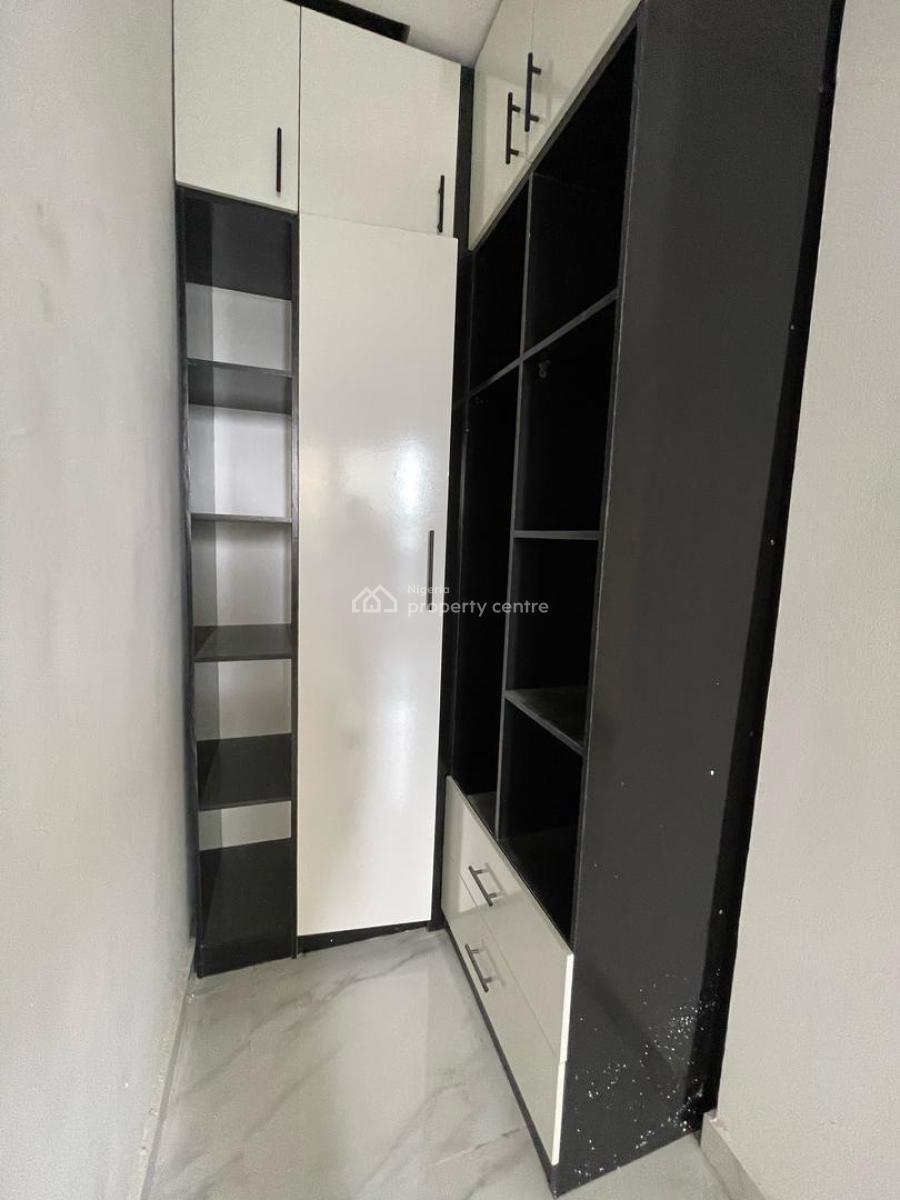 Fully Service 1 Bedroom Mini Flat with Elevator, Ologolo, Lekki, Lagos, Mini Flat (room and Parlour) for Rent