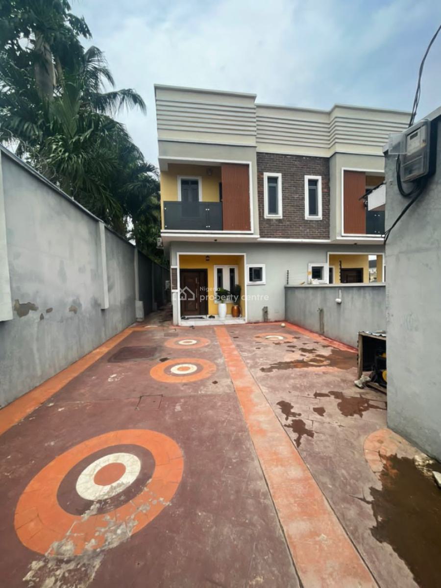Well Maintained 3 Bedroom Semi Detached Duplex, Isheri, Magodo, Lagos, Semi-detached Duplex for Sale