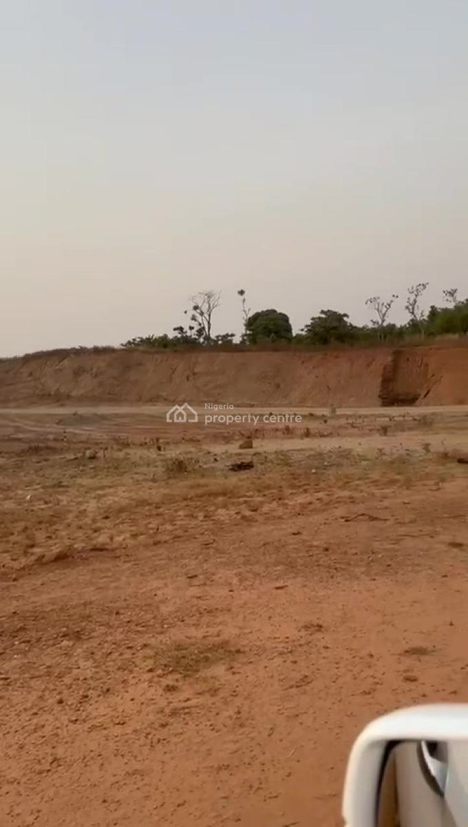 Prime 1.08 Hectares of Land, Guzape District, Abuja, Commercial Land for Sale