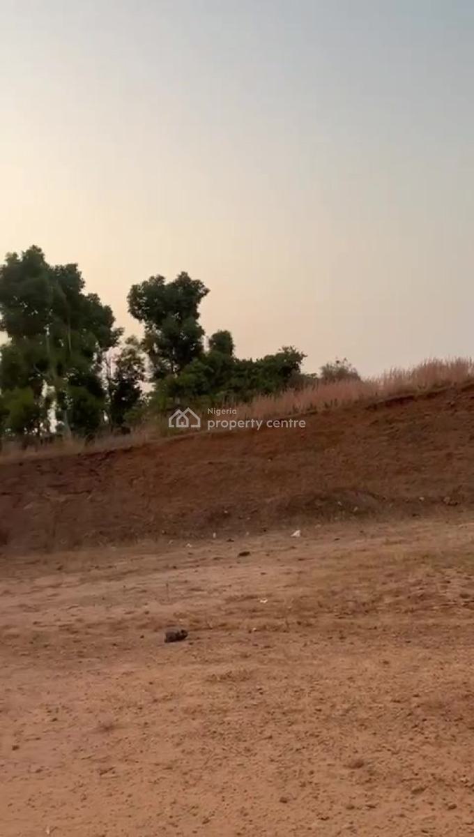 Prime 1.08 Hectares of Land, Guzape District, Abuja, Commercial Land for Sale