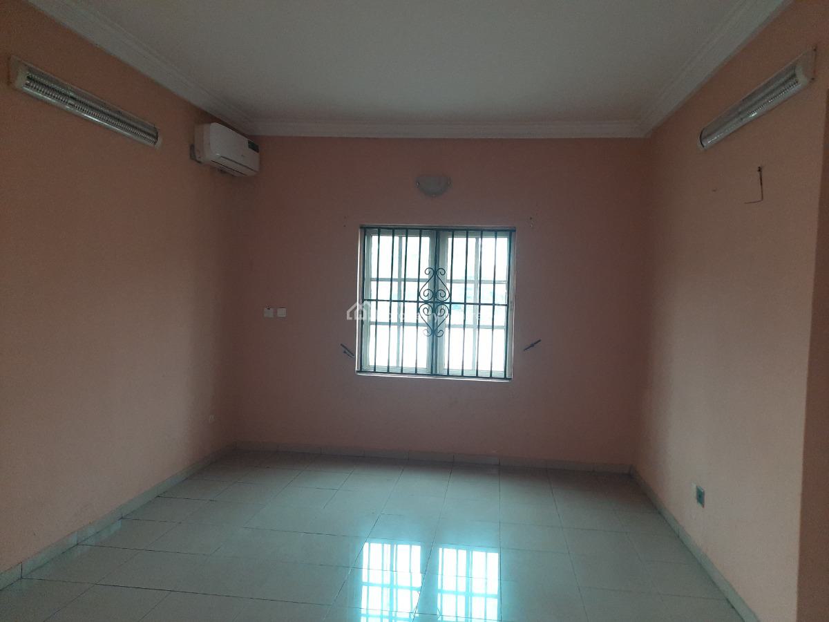 Fully Serviced 3-bedroom Apartment + B.q, Ikeja Gra, Ikeja, Lagos, Flat / Apartment for Rent