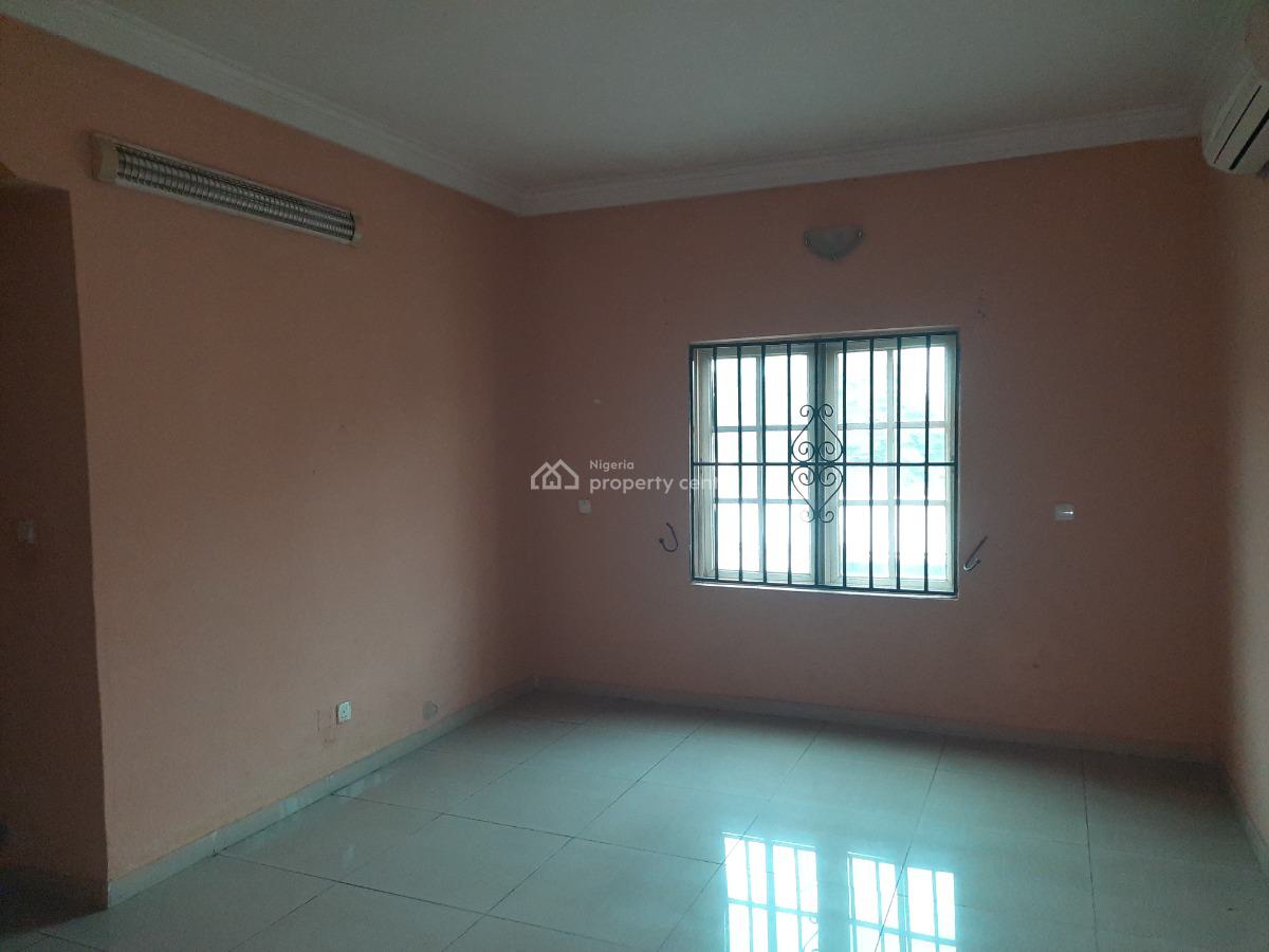 Fully Serviced 3-bedroom Apartment + B.q, Ikeja Gra, Ikeja, Lagos, Flat / Apartment for Rent