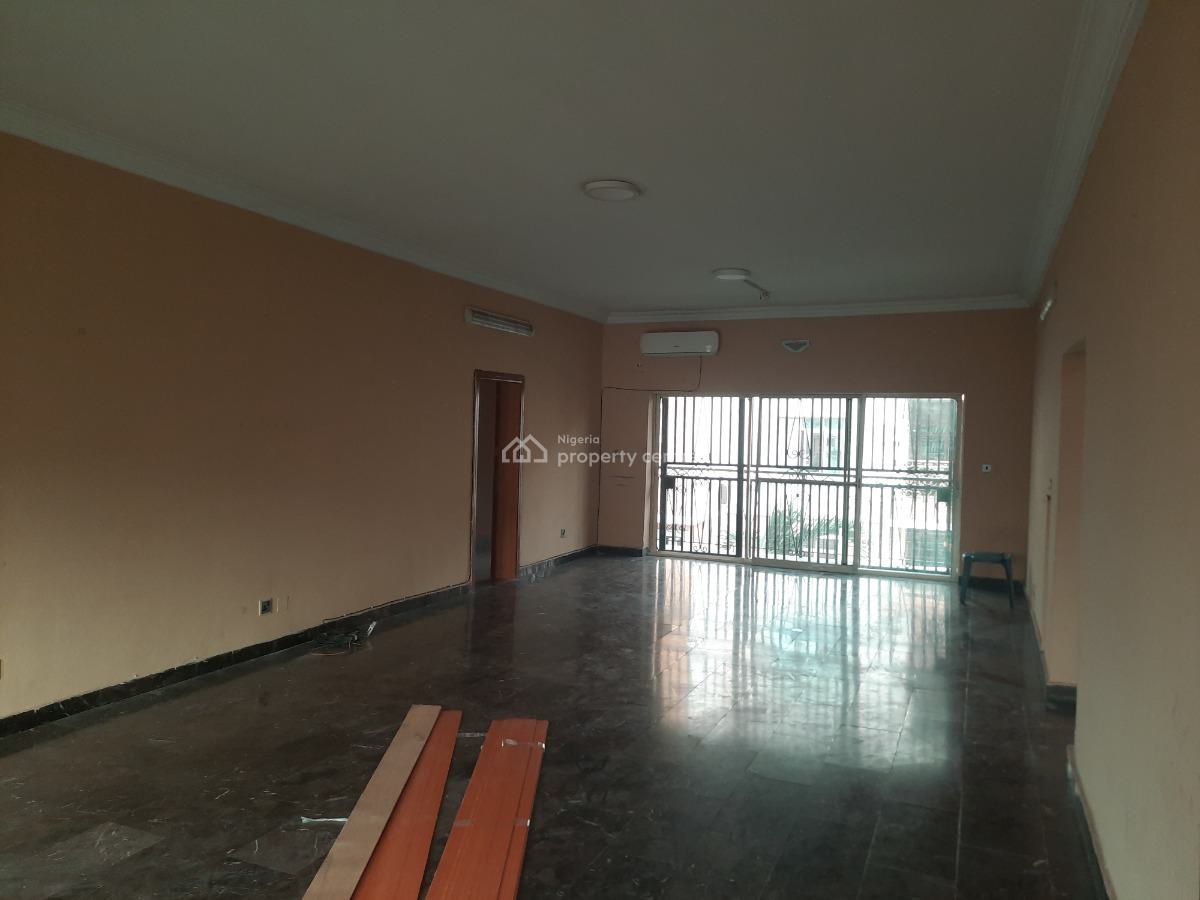 Fully Serviced 3-bedroom Apartment + B.q, Ikeja Gra, Ikeja, Lagos, Flat / Apartment for Rent