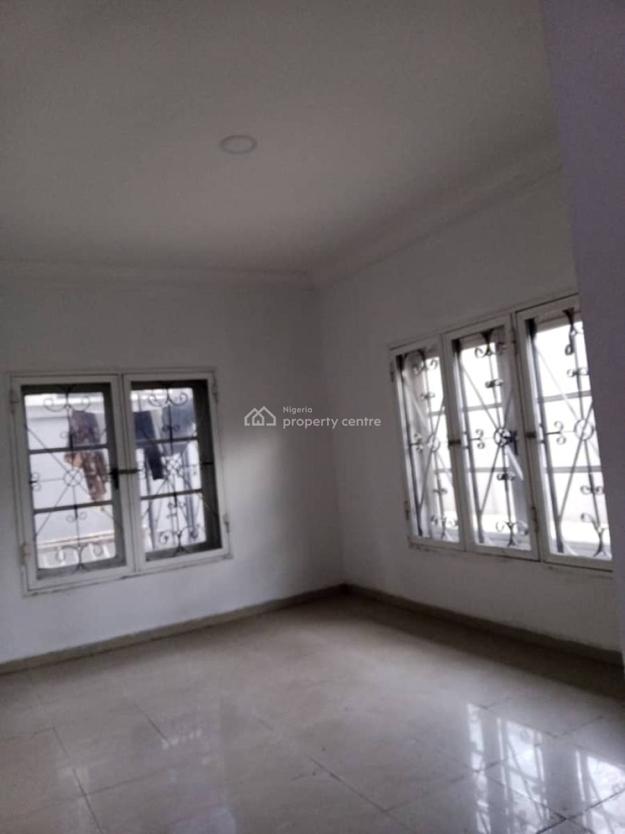 Beautiful & Serviced 3 Bedroom Flat on The Ground Floor, Off Chief Collins Street, Lekki Phase 1, Lekki, Lagos, Flat / Apartment for Rent