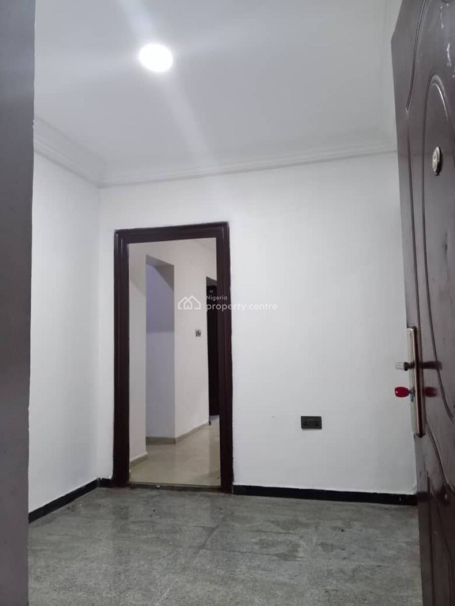 Beautiful & Serviced 3 Bedroom Flat on The Ground Floor, Off Chief Collins Street, Lekki Phase 1, Lekki, Lagos, Flat / Apartment for Rent