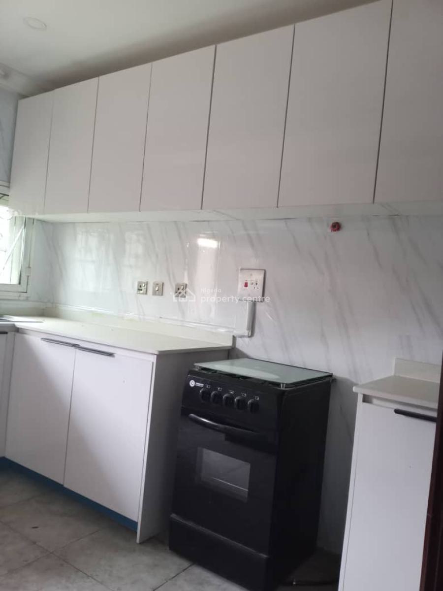 Beautiful & Serviced 3 Bedroom Flat on The Ground Floor, Off Chief Collins Street, Lekki Phase 1, Lekki, Lagos, Flat / Apartment for Rent