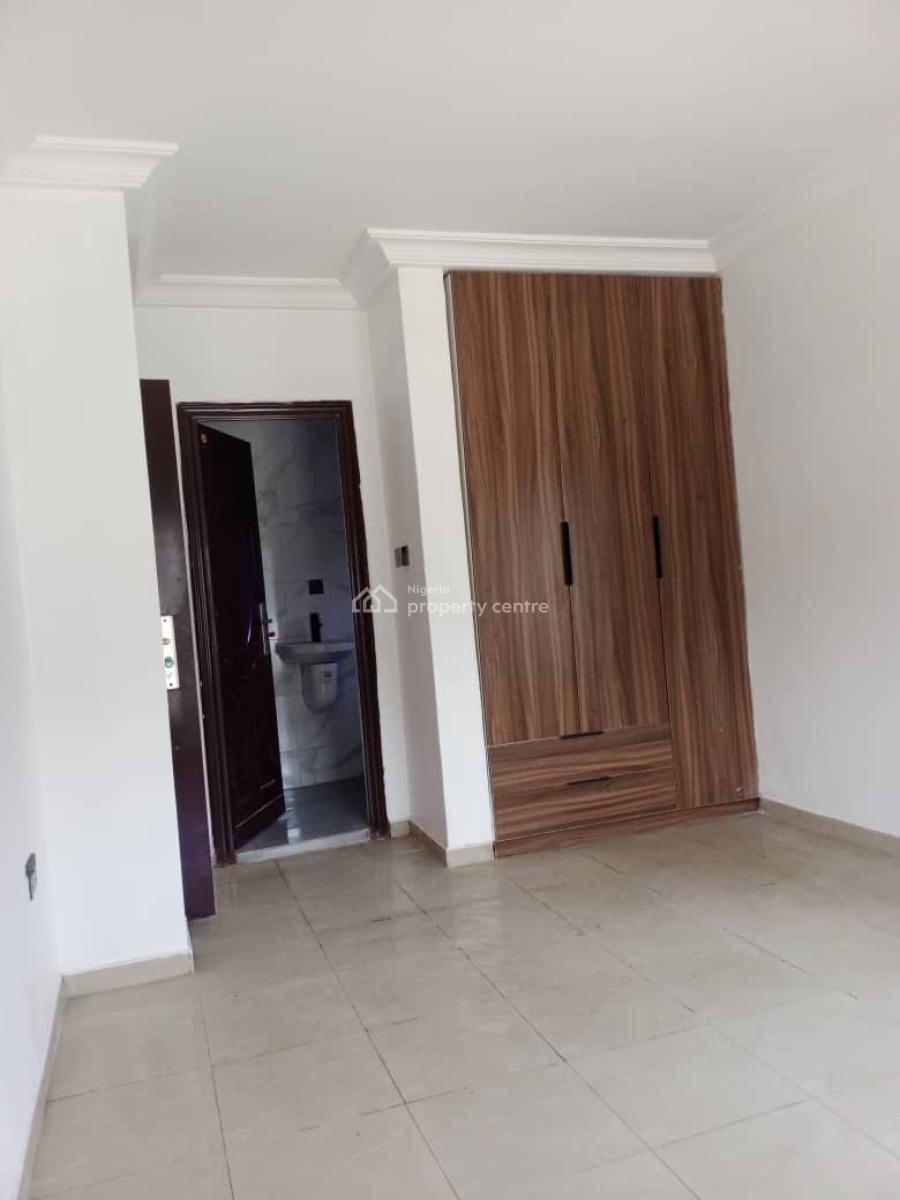 Beautiful & Serviced 3 Bedroom Flat on The Ground Floor, Off Chief Collins Street, Lekki Phase 1, Lekki, Lagos, Flat / Apartment for Rent