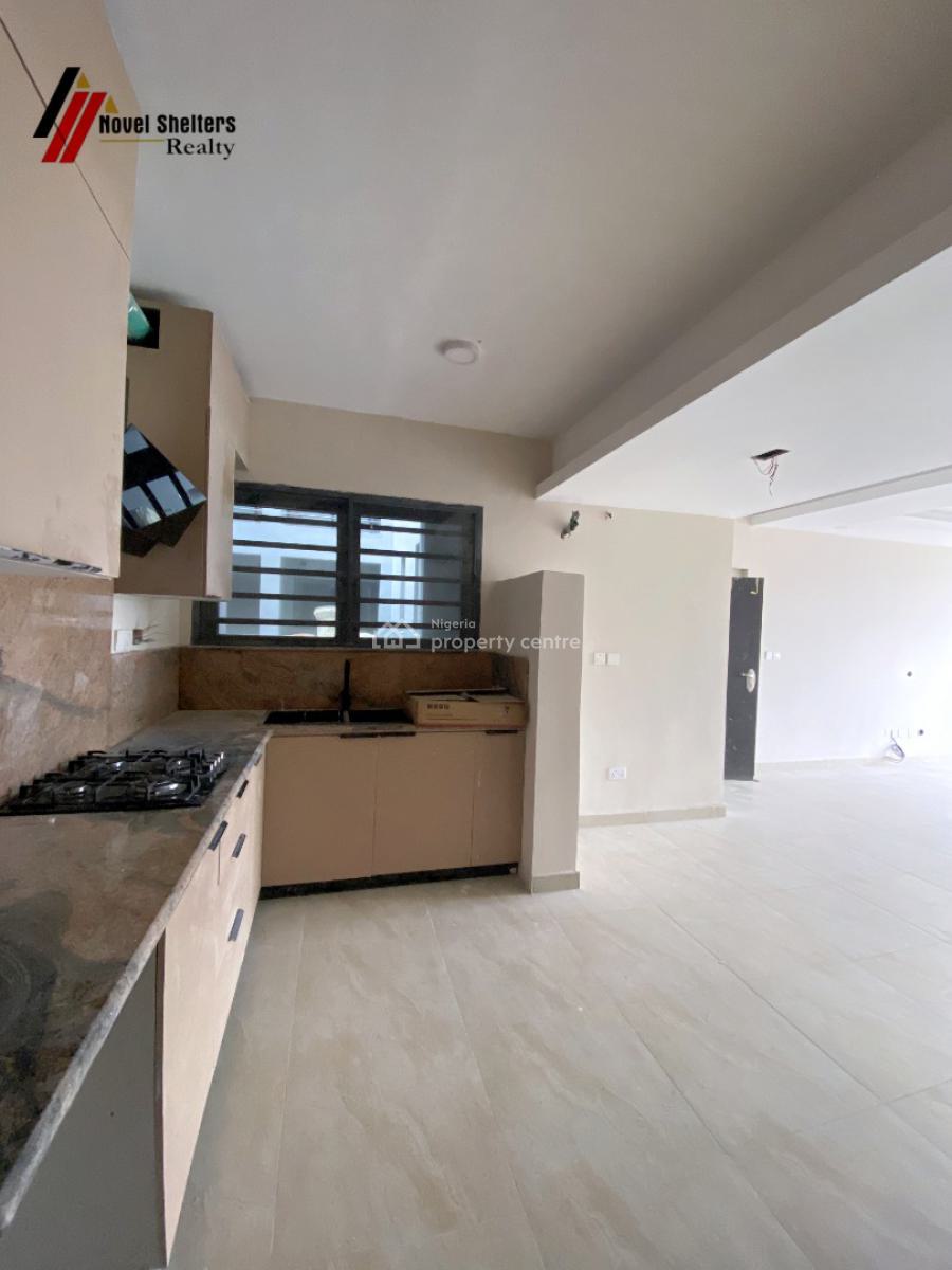 Contemporary 3 Bedroom Penthouse Apartment with Attached Bq, Lekki Phase 1, Lekki, Lagos, Flat / Apartment for Sale
