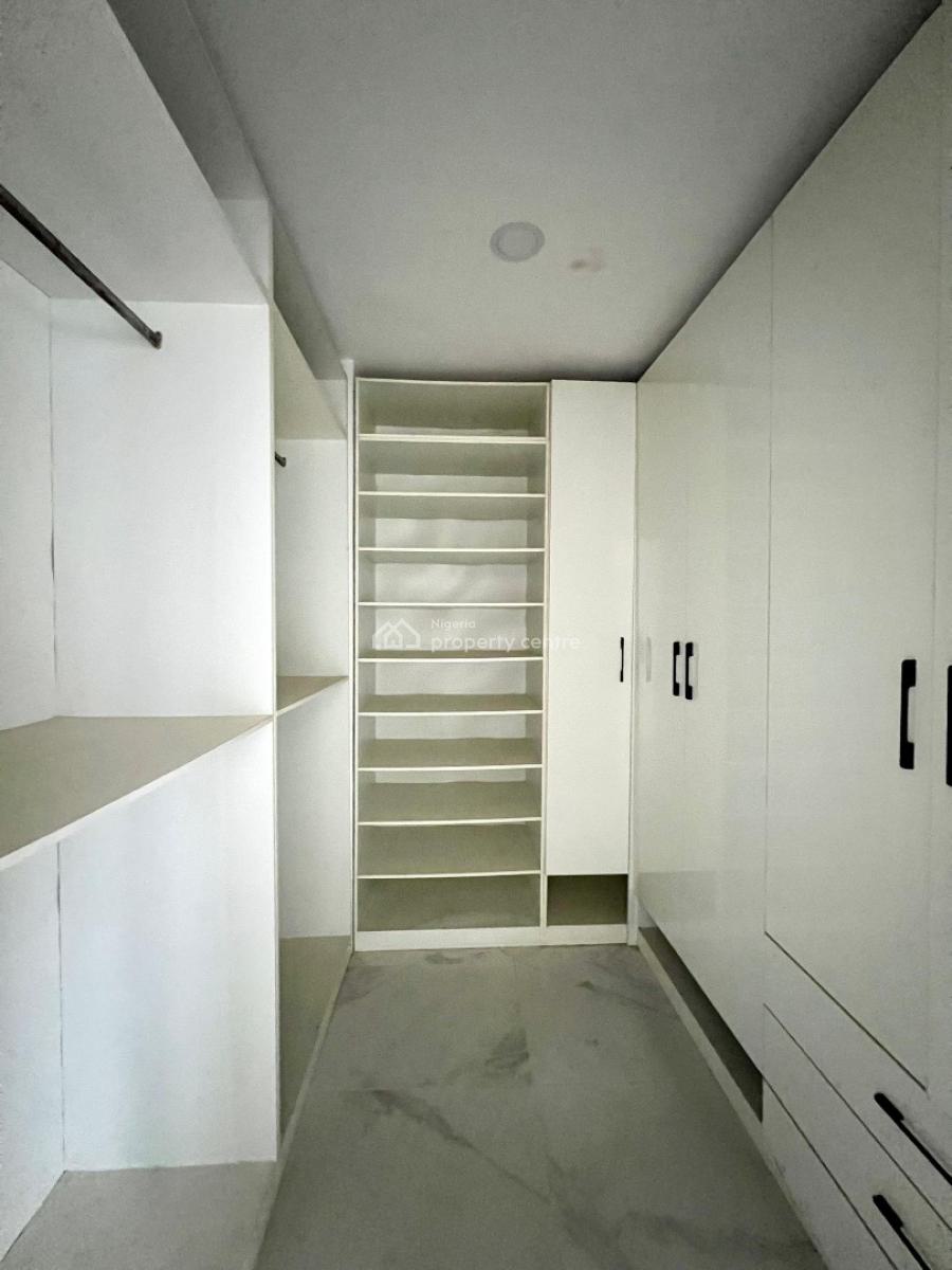 Spacious and Most Affordable 3 Bedroom Apartment, Lekki Phase 1, Lekki, Lagos, Block of Flats for Sale
