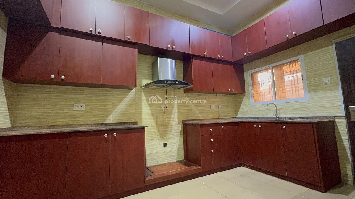 Luxurious 4-bedroom Duplex with Bq in a Nice Environment, Jahi, Jahi, Abuja, Terraced Duplex for Rent