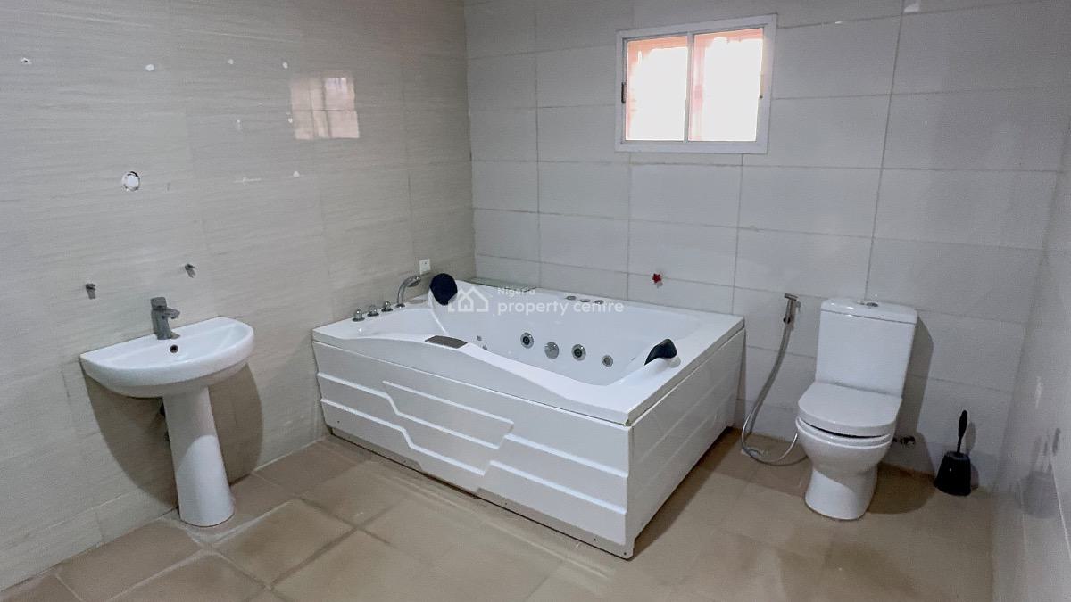 Luxurious 4-bedroom Duplex with Bq in a Nice Environment, Jahi, Jahi, Abuja, Terraced Duplex for Rent