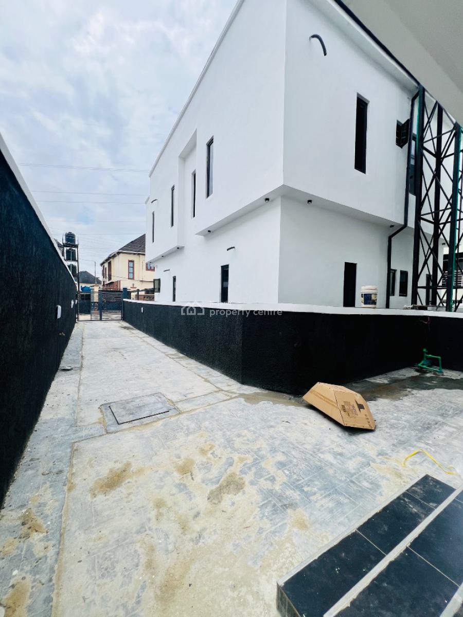 4 Bedroom Duplex in a Prime and Secure Estate, Thomas Estate, Ajah, Lagos, Detached Duplex for Sale