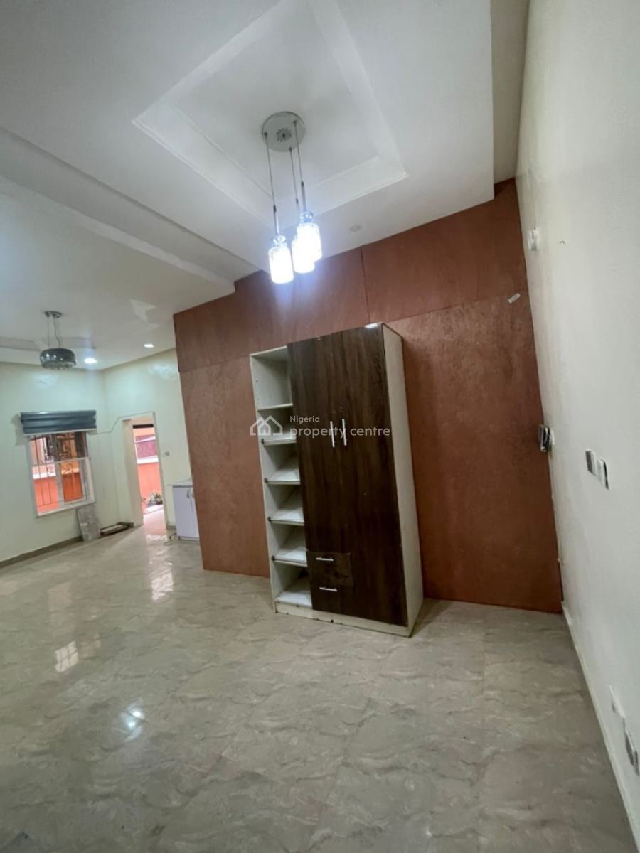 Spacious 1 Bedroom Apartment, Chevron, Lekki, Lagos, Flat / Apartment for Rent