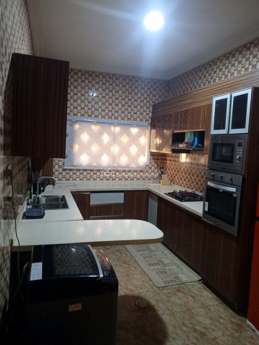 Furnished and Serviced 1bedroom, Ikeja Gra, Ikeja, Lagos, Mini Flat (room and Parlour) Short Let
