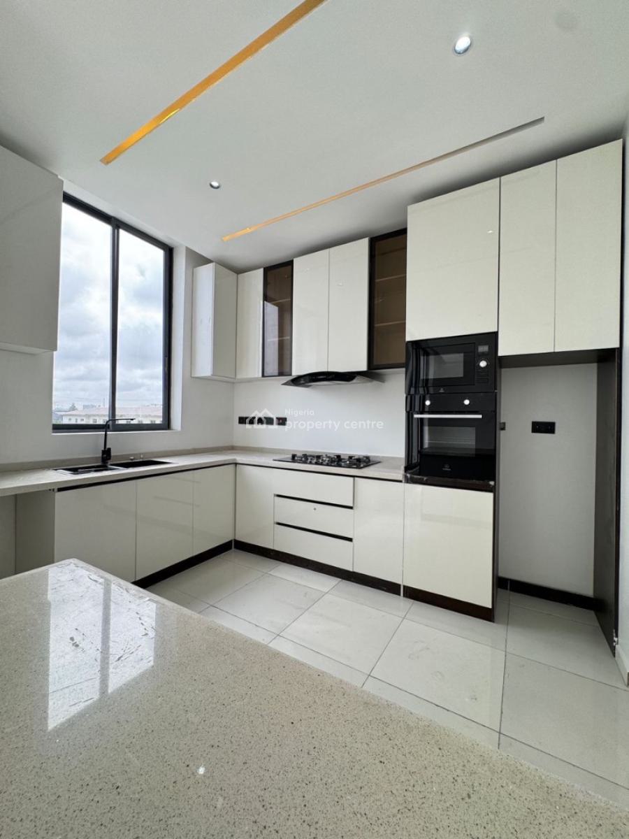 Spacious Fully Serviced   2  Bedroom Apartment, Oniru, Victoria Island (vi), Lagos, Flat / Apartment for Sale