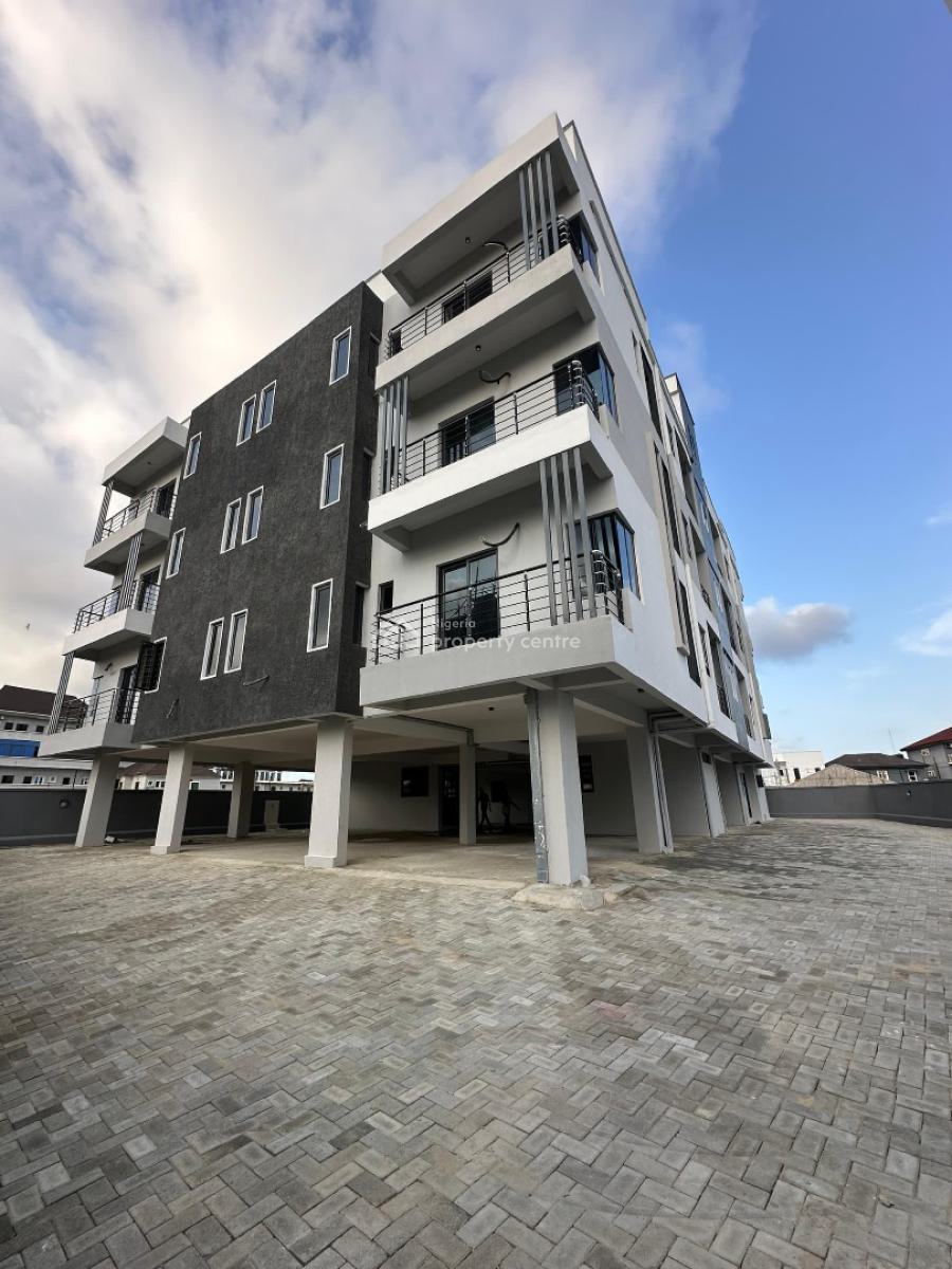 Beautiful 2 Bedroom Apartment with a Gym in a Serene Environment, Ologolo, Lekki, Lagos, Flat / Apartment for Sale