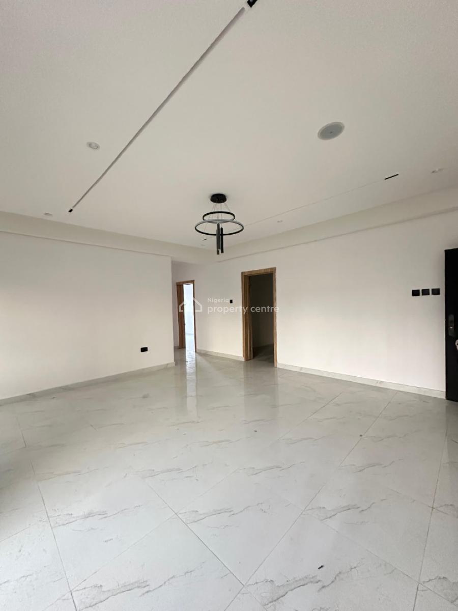 Beautiful 2 Bedroom Apartment with a Gym in a Serene Environment, Ologolo, Lekki, Lagos, Flat / Apartment for Sale
