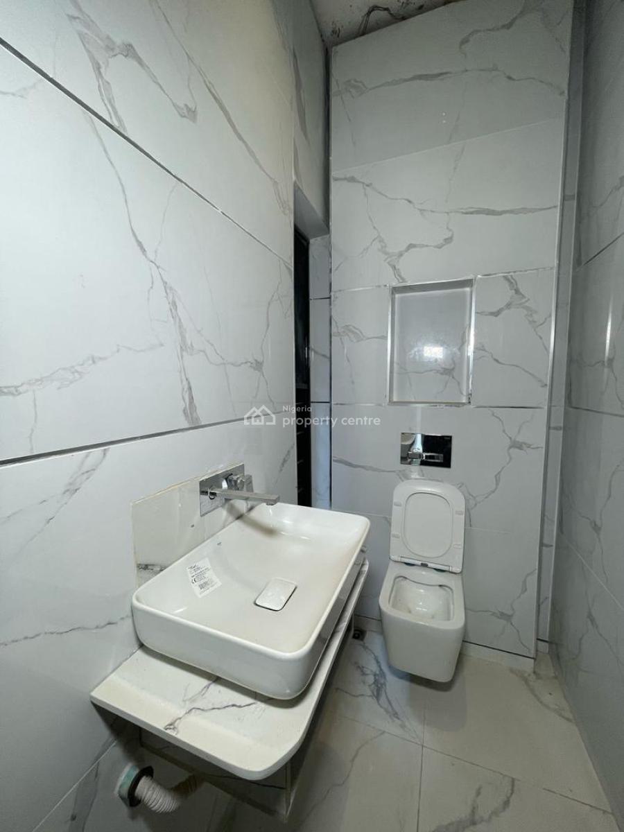 Beautiful and Luxurious 4. Episodes Terraced Duplex with a Pool, Ologolo, Lekki, Lagos, House for Sale
