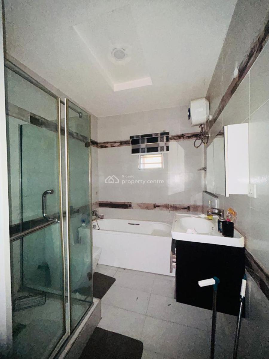 Fully  Serviced  4 Bedroom  Duplex  in a Secured  Estate, Orchid Road, Lekki, Lagos, House for Rent