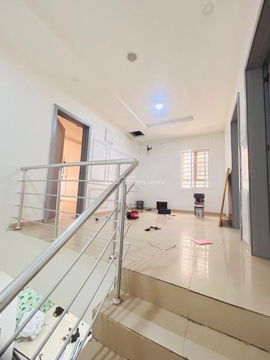 Fully  Serviced  4 Bedroom  Duplex  in a Secured  Estate, Orchid Road, Lekki, Lagos, House for Rent