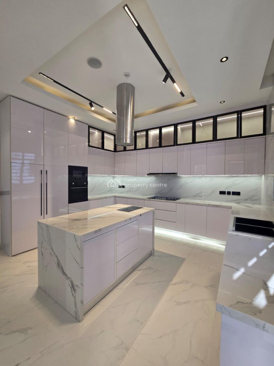 Finely Built  4 Bedroom Penthouse Duplex with Bq & Elevator, Lekki Phase 1, Lekki, Lagos, House for Sale