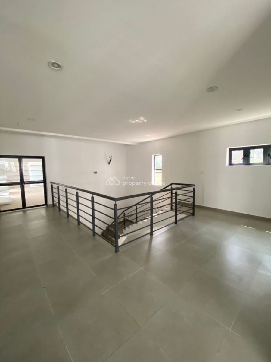 Commercial Shop Spaces, Ilaje, Ilaje, Ajah, Lagos, Shop for Rent