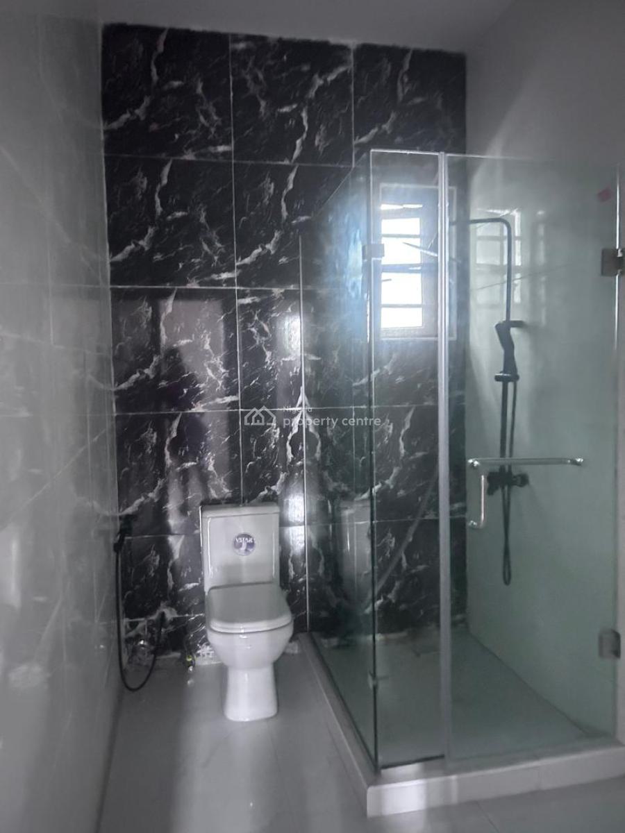 Newly Built 1 Bedroom  in a Secured  Estate, Orchid Road, Lekki, Lagos, Flat / Apartment for Rent