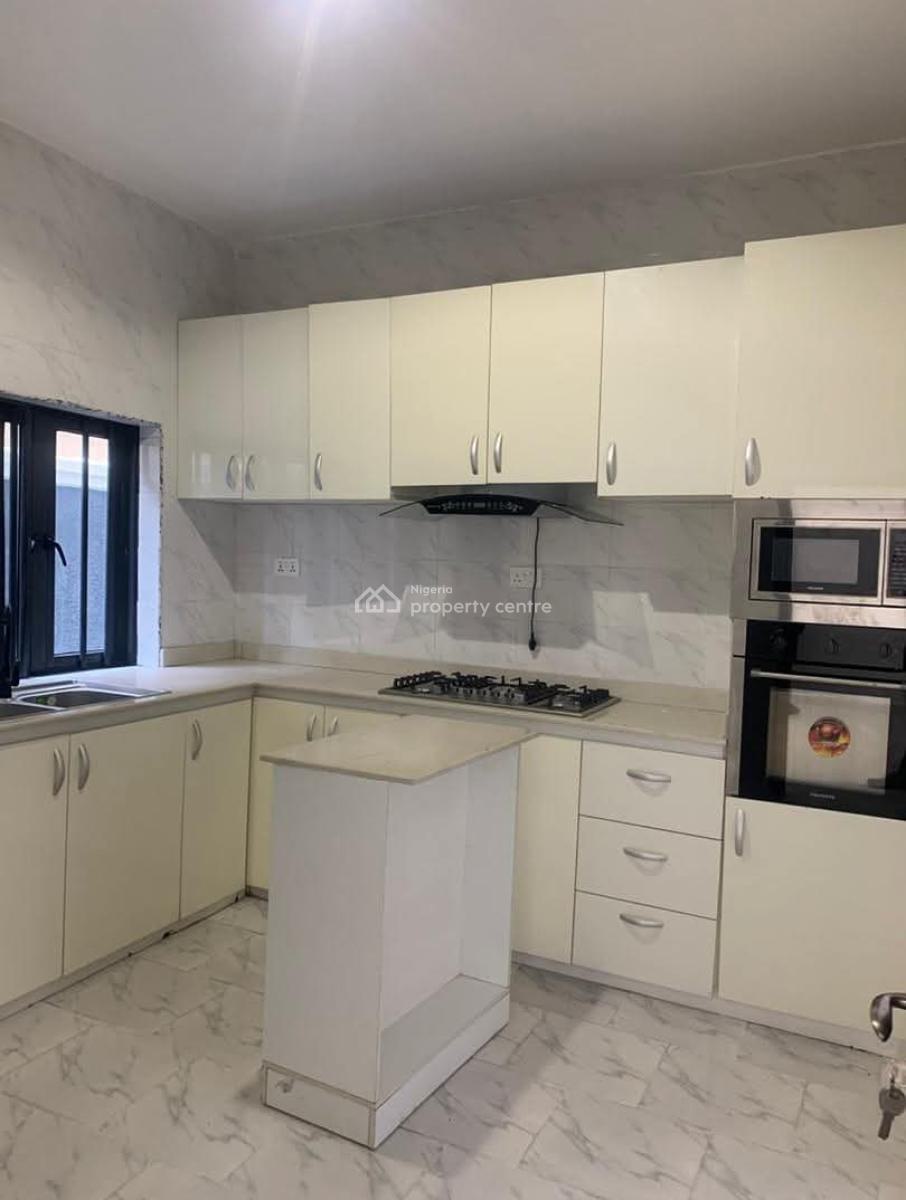 New Standard Ensuit 2 Bedroom Spacious Apt, in a Serene Environment, Ikate, Lekki, Lagos, Flat / Apartment for Rent