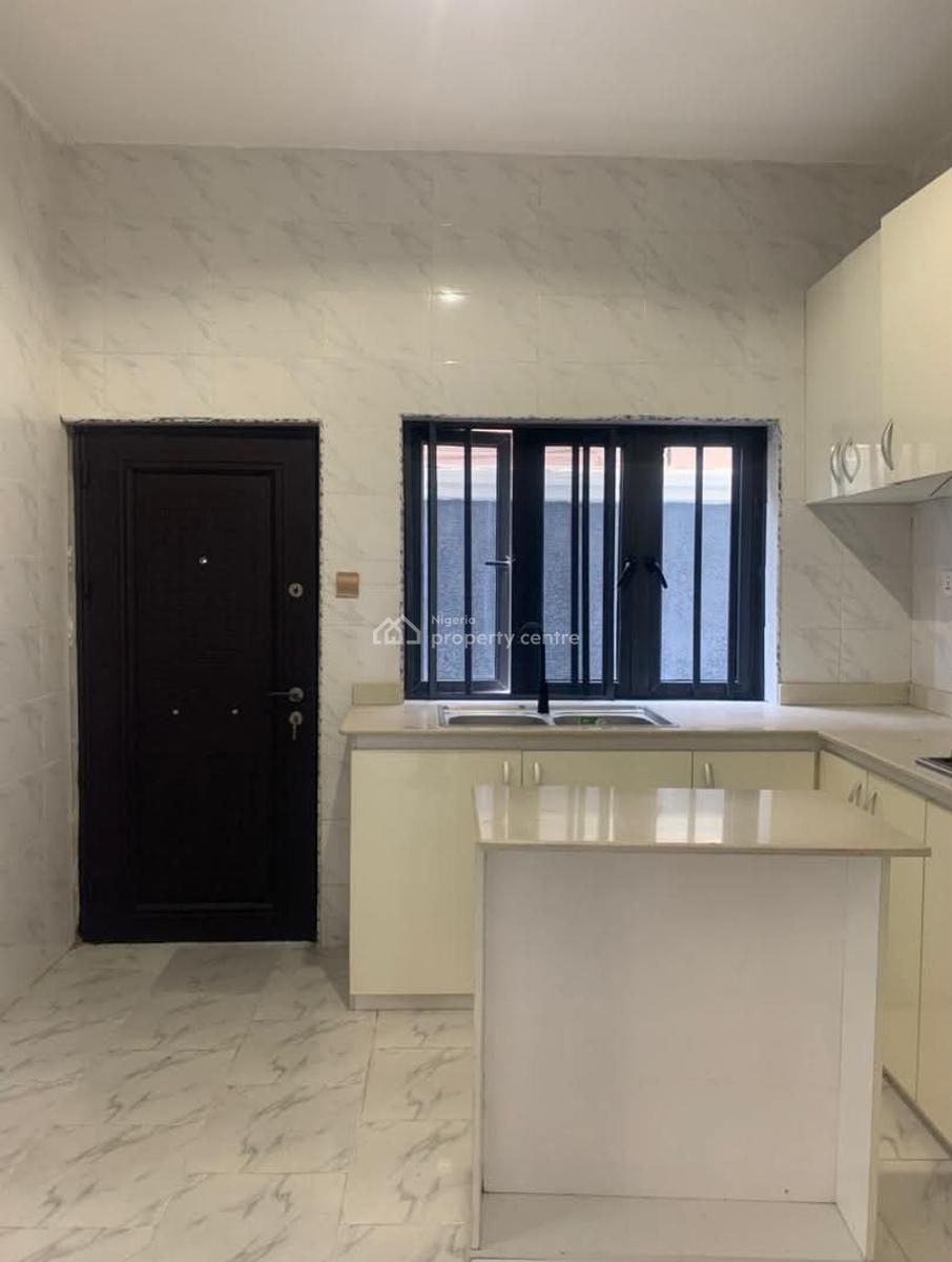 New Standard Ensuit 2 Bedroom Spacious Apt, in a Serene Environment, Ikate, Lekki, Lagos, Flat / Apartment for Rent