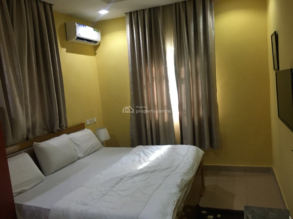 Fully Furnished 2 Bedrooms Flat, Peace Estate, Maryland, Lagos, Flat / Apartment Short Let