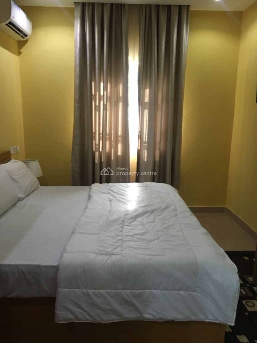 Fully Furnished 2 Bedrooms Flat, Peace Estate, Maryland, Lagos, Flat / Apartment Short Let