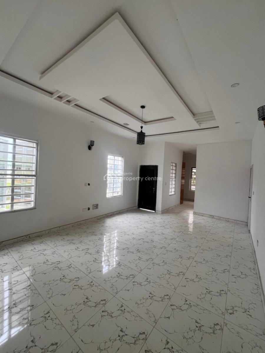 5 Bedroom Detached House with Bq, Lekki, Lagos, Detached Duplex for Sale