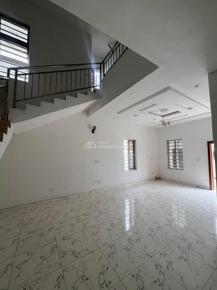 5 Bedroom Detached House with Bq, Lekki, Lagos, Detached Duplex for Sale